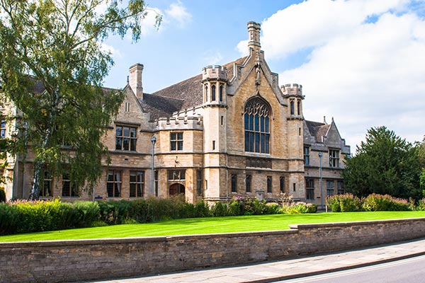 Oundle School