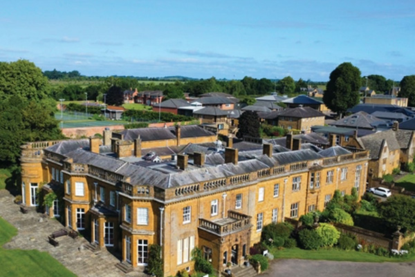 Horris Hill School logo